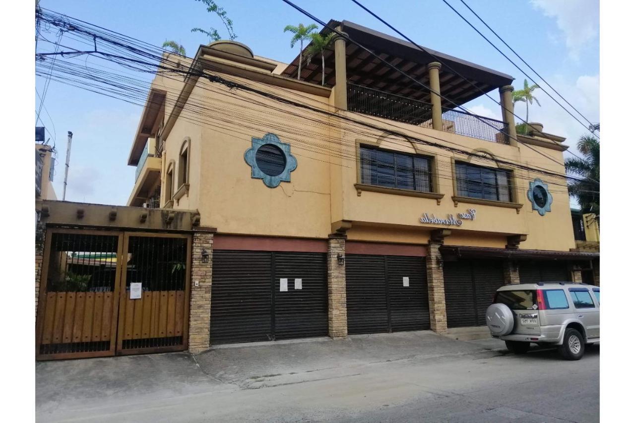 Reddoorz At Casa Marabella Villamonte Bacolod City ภายนอก รูปภาพ