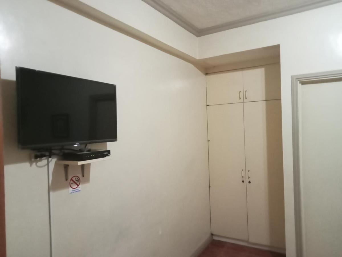 Reddoorz At Casa Marabella Villamonte Bacolod City ภายนอก รูปภาพ